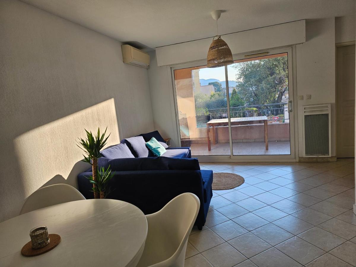 דירות T2 Neuf Et Calme Au Coeur De Sanary Avec Terrasse Et Box מראה חיצוני תמונה